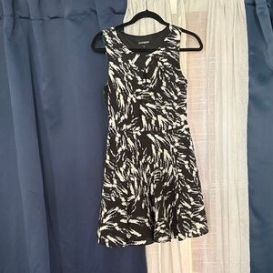 Express dress black and white Pattern a-line